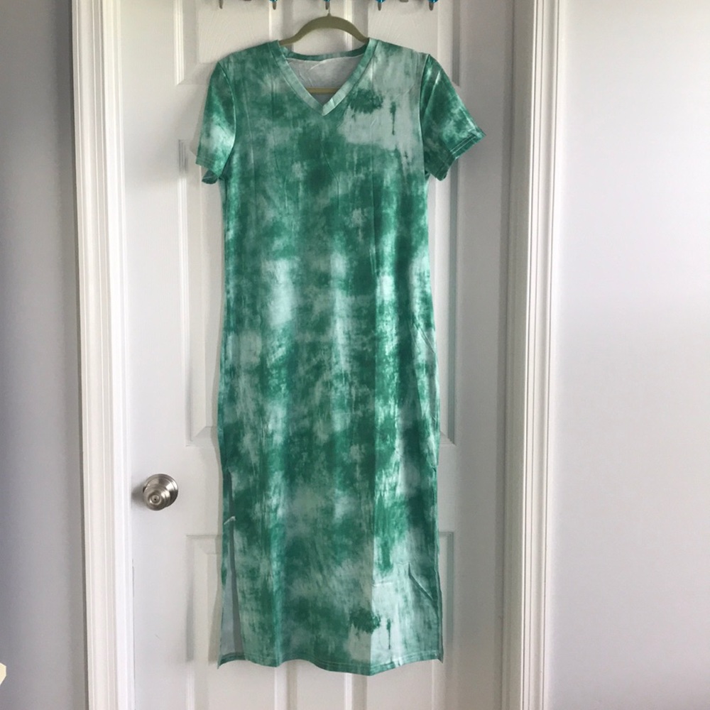 Tie Dye V neck dress